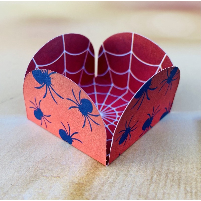 50 forminhas para doces festa teia aranha aniversário Yappy