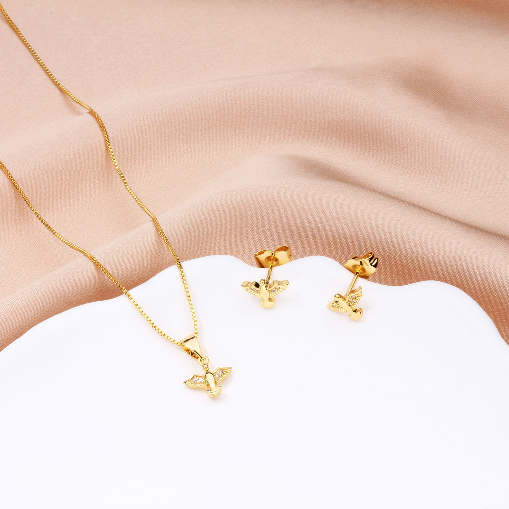 Kit Colar Brincos Feminino Elegante Conjunto Folheado a Platina Pássaro Zircônia Cravejada