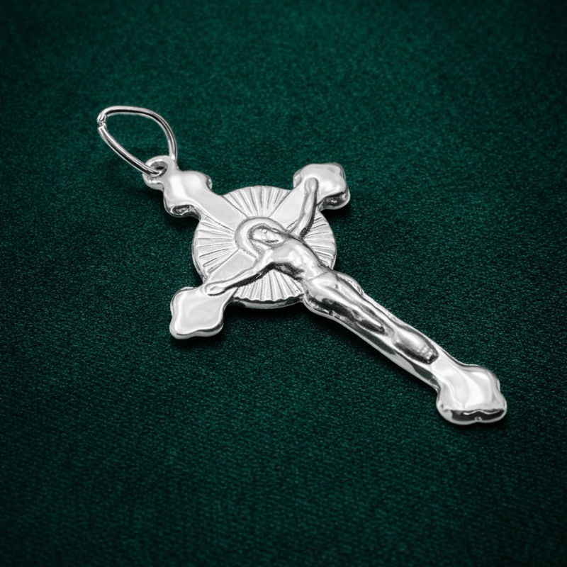 Pingente Crucifixo Detalhado em Prata 925